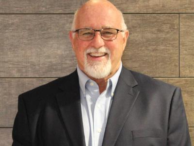 Individual photo of Deputy Mayor Greenlaw